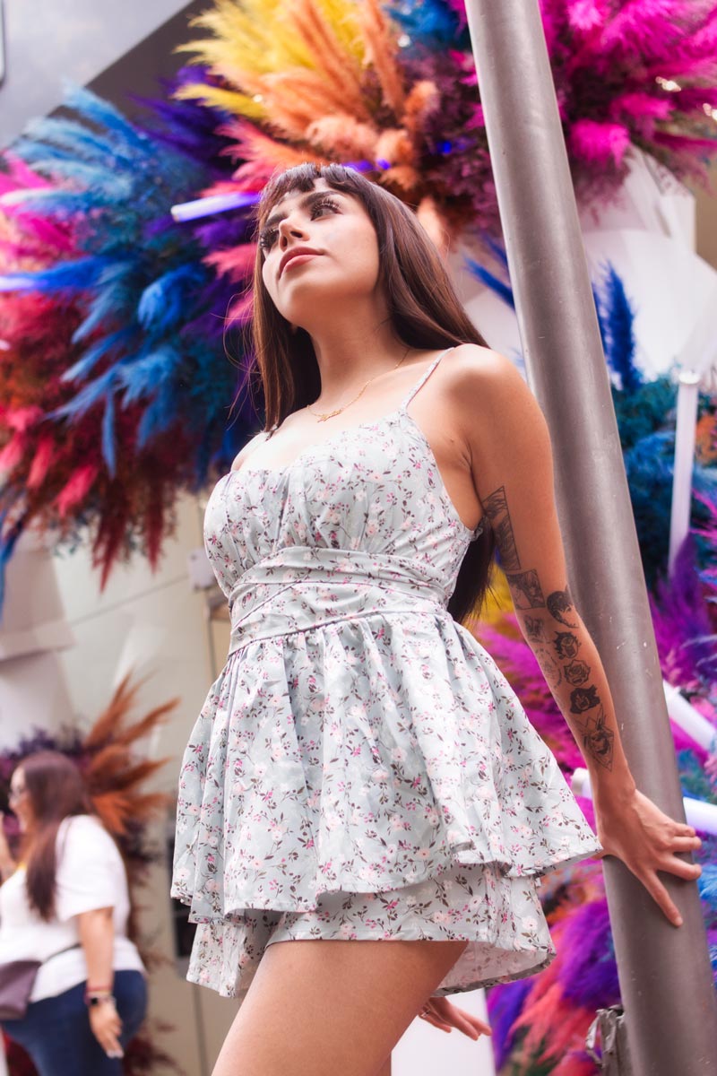 Skylar con Flores — Skylar fotografía por Josué Palma Photography CDMX